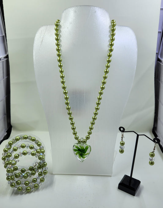 Handmade Light Green Necklace, Bracelet and Earrings Set